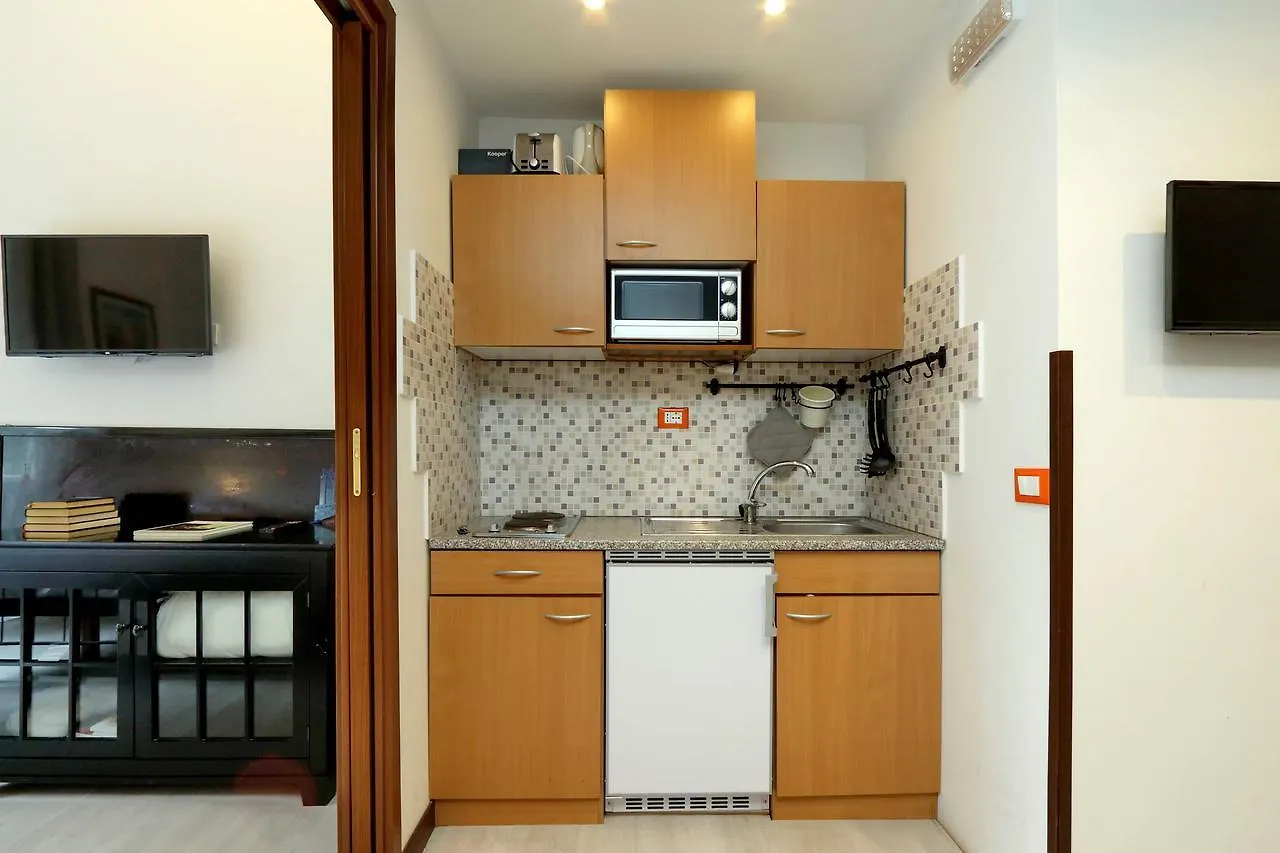 4Bnb - Cavour Square Apartment Rome Italy